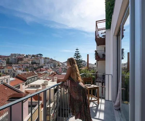 Hostel We Hate F Tourists Lissabon