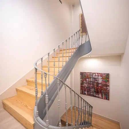 Hostal We Hate F Tourists